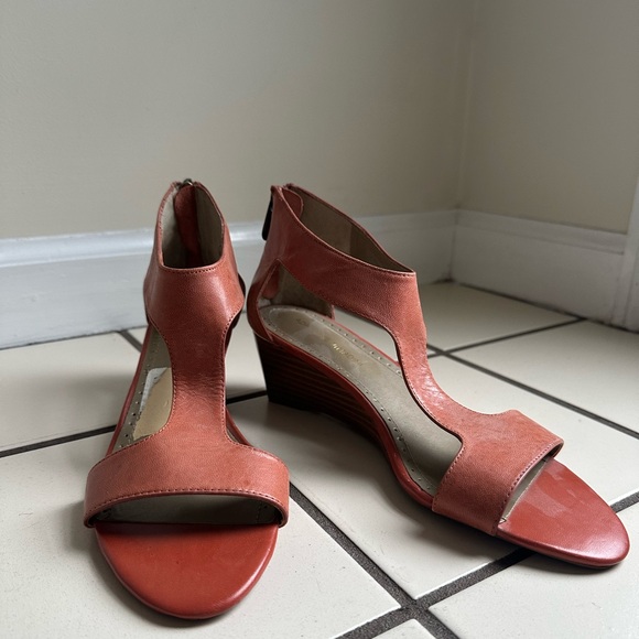 Adrienne Vittadini Shoes - Adrienne Vittadini Peach Sandals- Size 7.5